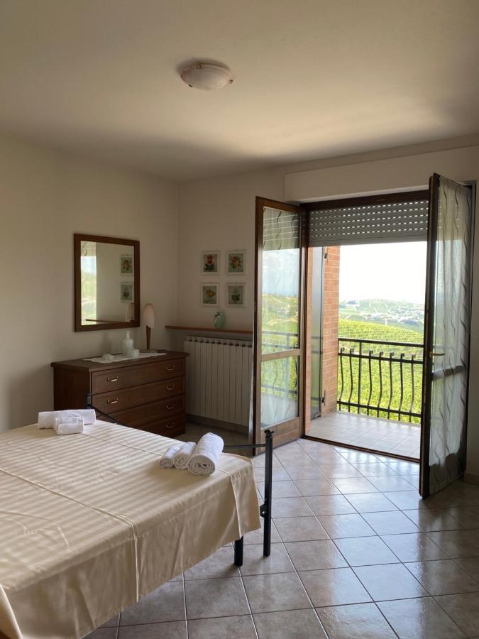 Casa Carlino Apartment Santo Stefano Belbo Bagian luar foto